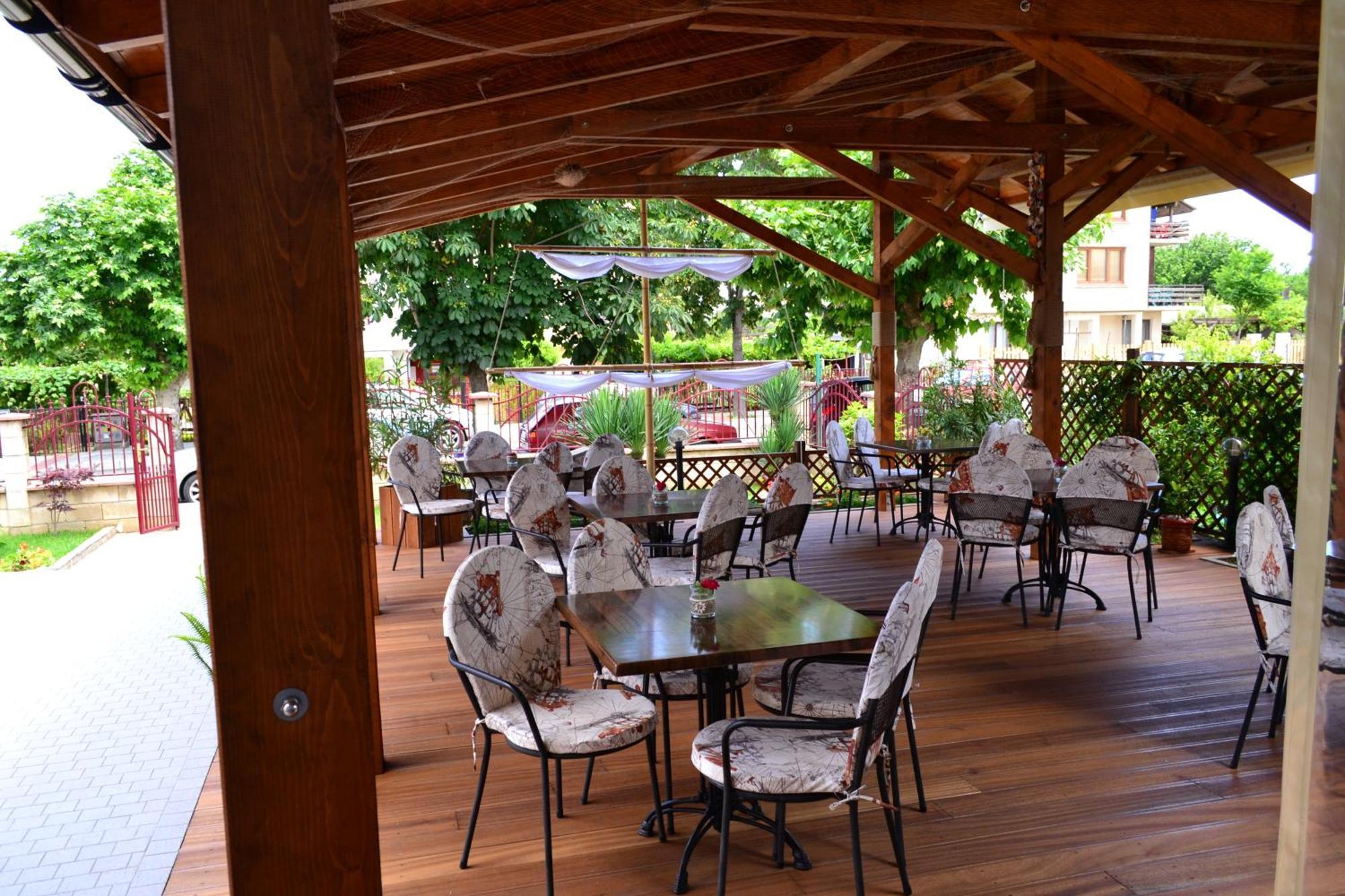 Saint George Family Hotel لوزينيتس المظهر الخارجي الصورة