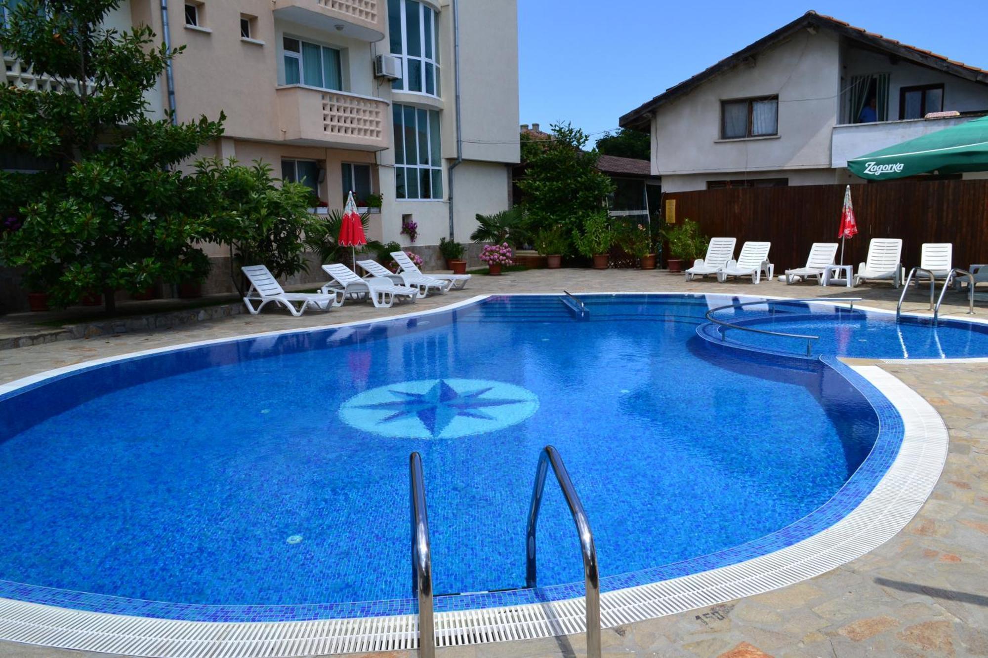Saint George Family Hotel لوزينيتس المظهر الخارجي الصورة