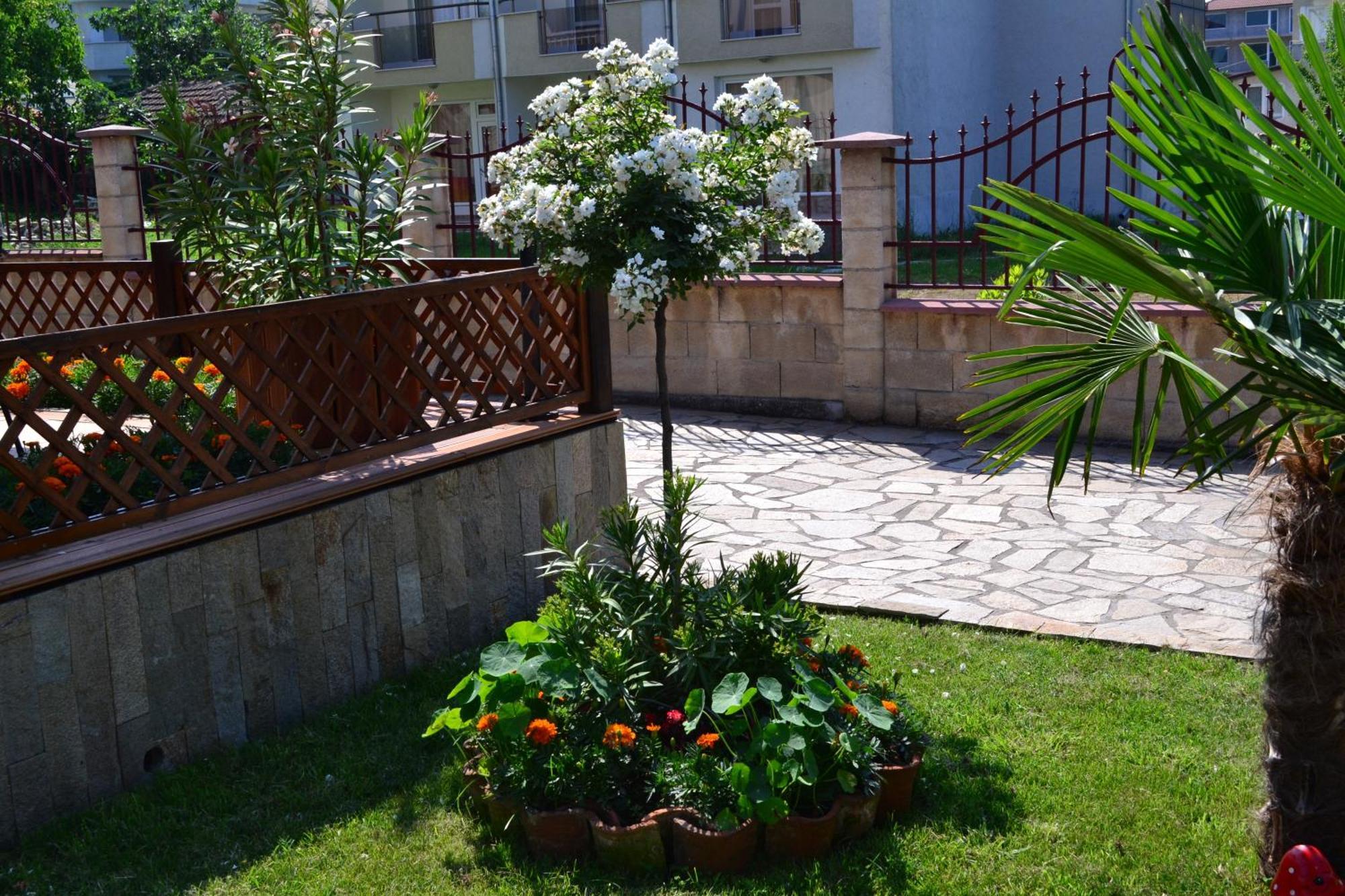 Saint George Family Hotel لوزينيتس المظهر الخارجي الصورة