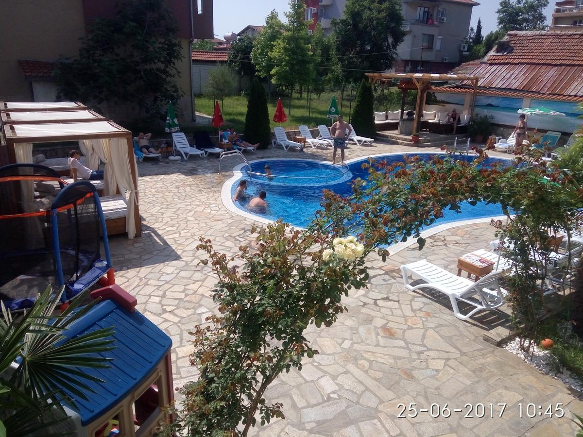 Saint George Family Hotel لوزينيتس المظهر الخارجي الصورة