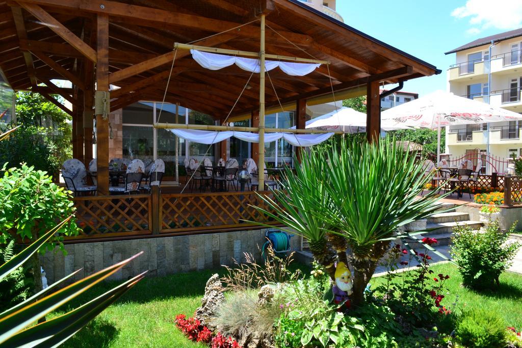 Saint George Family Hotel لوزينيتس المظهر الخارجي الصورة